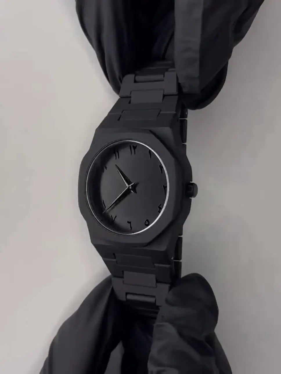 arabic stylish black watch - fourtick watches